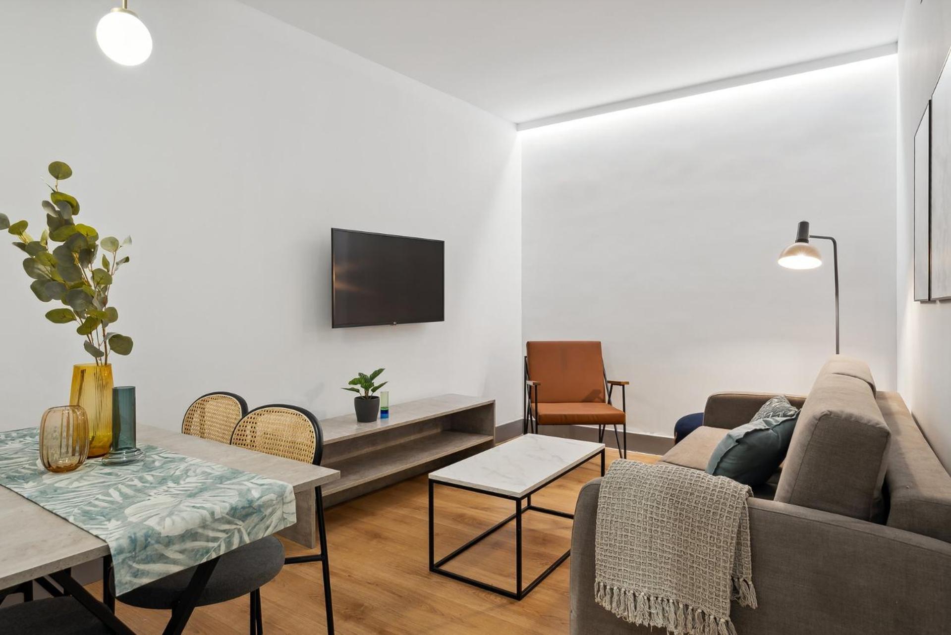 Limehome Madrid Calle De Santa Ana - Estancia Temporal Екстер'єр фото