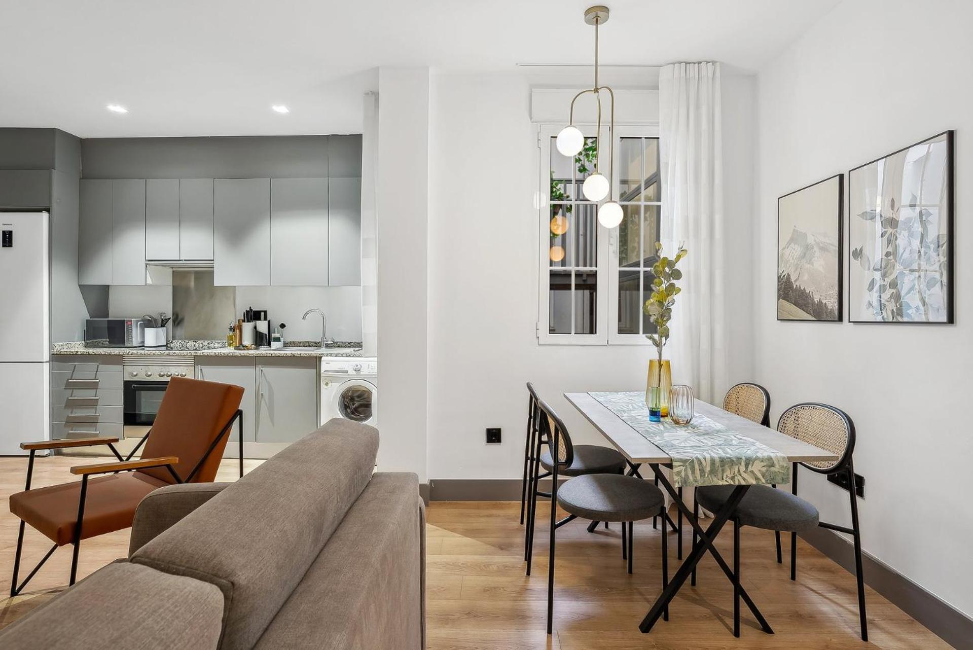Limehome Madrid Calle De Santa Ana - Estancia Temporal Екстер'єр фото