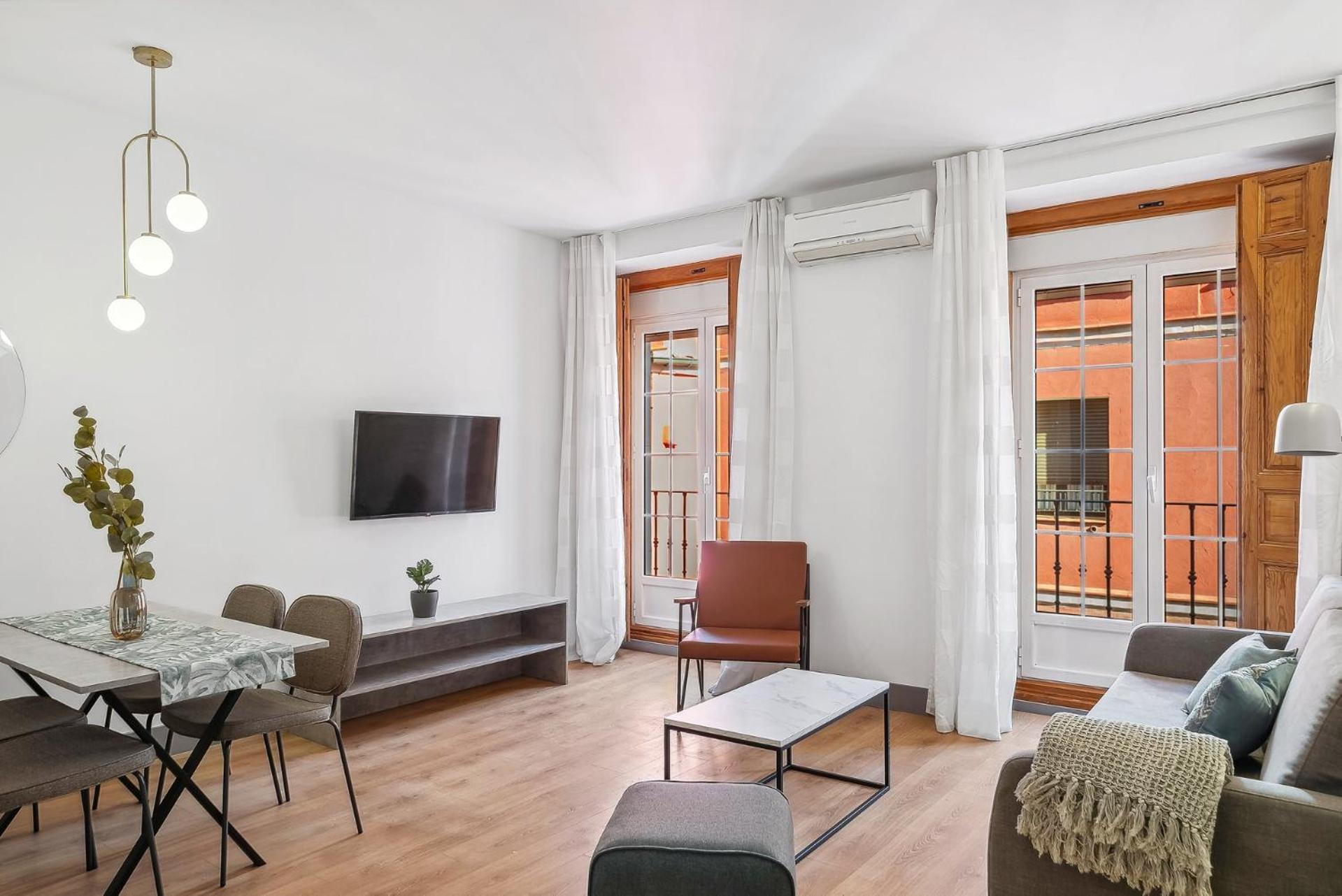 Limehome Madrid Calle De Santa Ana - Estancia Temporal Екстер'єр фото